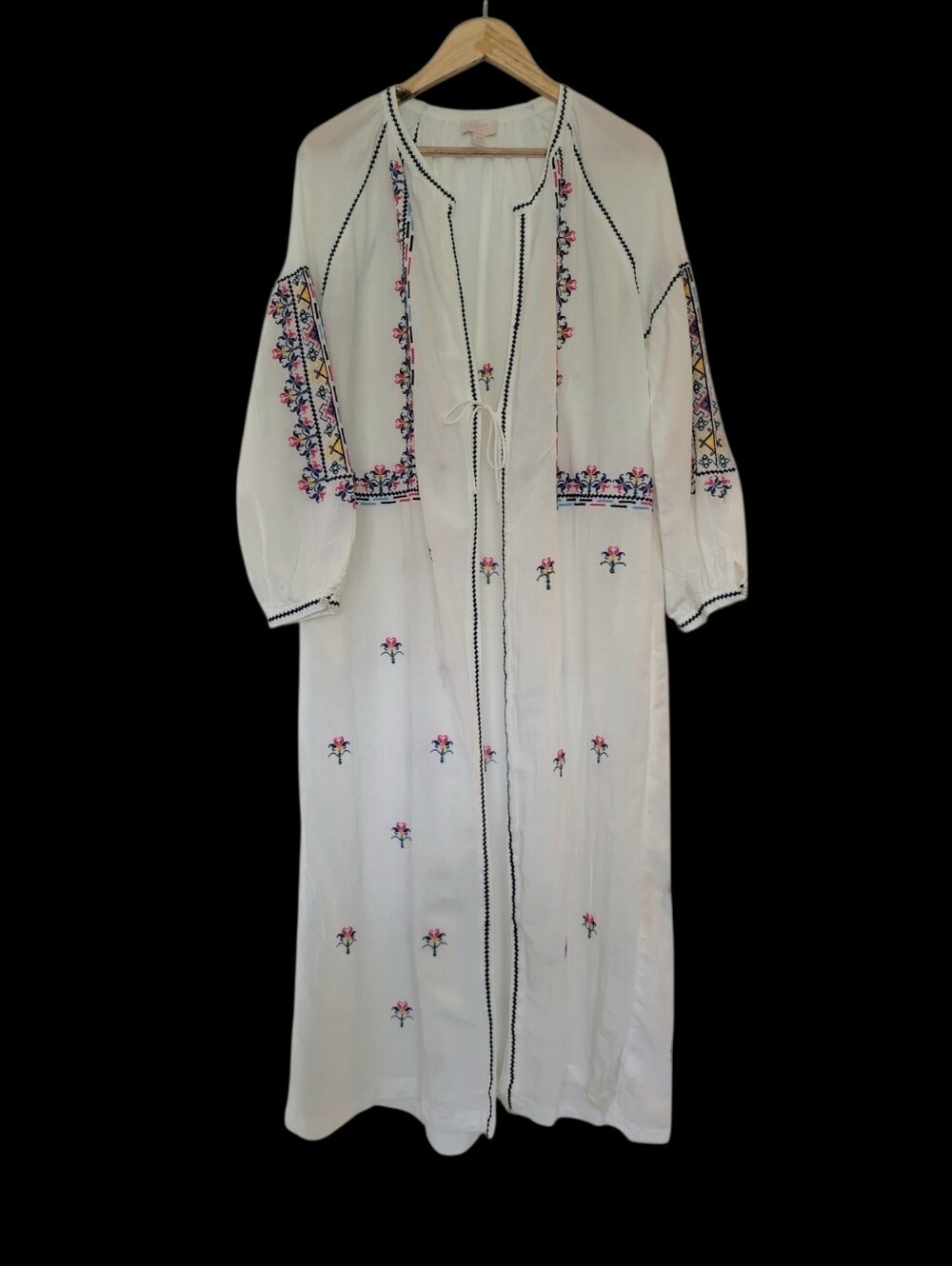 Love By Gap White Embroidered Bohemian Robe with Pink & Blue Accents